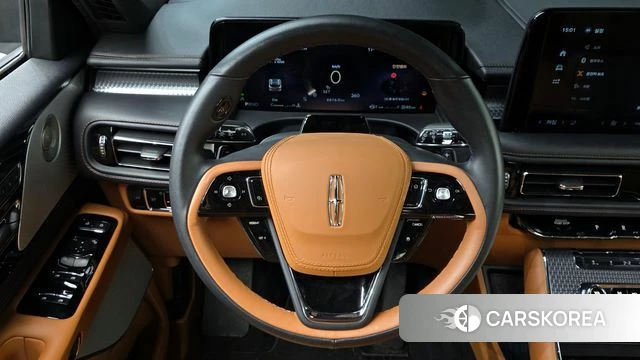 Lincoln Aviator 2nd generation 2024 Белый из Кореи, фото 5