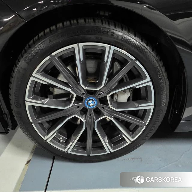 BMW 7 Series (G11) 2022 Черный из Кореи, фото 5