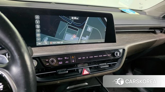 Kia K8 2023 Серебристо-серый из Кореи, фото 5