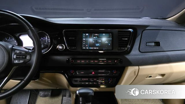 Kia The New Carnival 2018 Черный из Кореи, фото 5