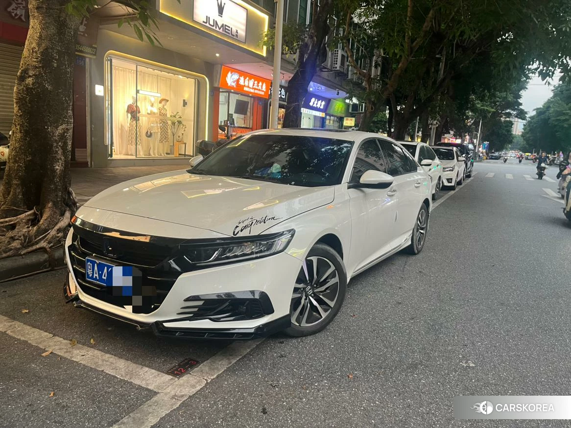 Honda Accord 2021 Белый из Китая, фото 5