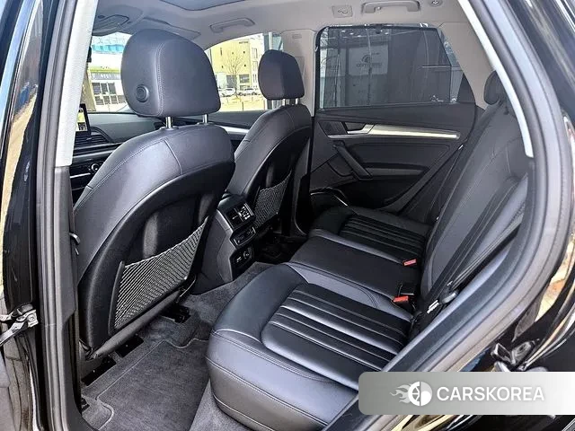 Audi Q5 (FY) 2023 Черный из Кореи, фото 5