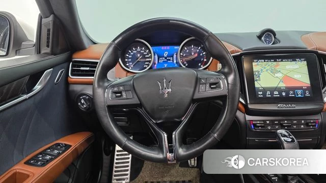 Maserati Ghibli 2020 Белый из Кореи, фото 5