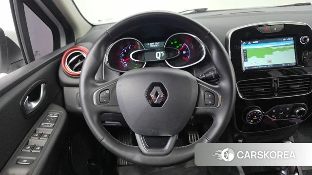 Renault Korea (Samsung) Clio 2018 Белый из Кореи, фото 5