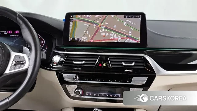 BMW 5 Series (G30) 2022 Черный из Кореи, фото 5