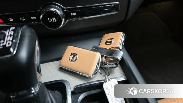 Volvo XC60 second Generation 2018 Черный из Кореи, фото 5