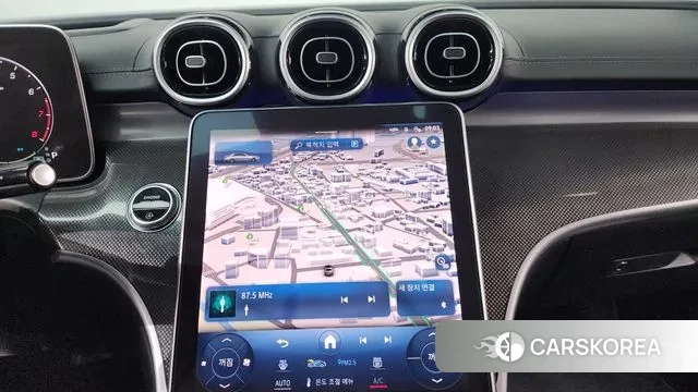 Mercedes-Benz C-Class W206 2024 Белый из Кореи, фото 5