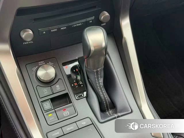 Lexus NX 2021 Белый из Китая, фото 5