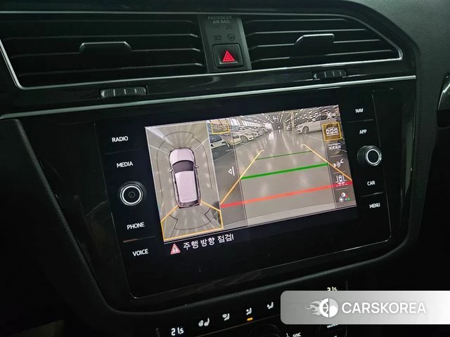 Volkswagen Tiguan second Generation 2020 Серебряный из Кореи, фото 5