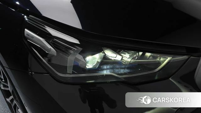 BMW 5 Series (G60) 2024 Черный из Кореи, фото 5
