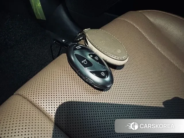 Hyundai Grandeur (GN7) 2023 Белый из Кореи, фото 5