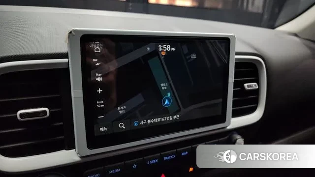 Hyundai Venue 2023 Белый из Кореи, фото 5