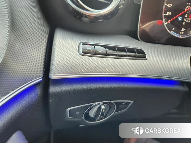 Mercedes-Benz E-Class W213 2019 Белый из Кореи, фото 5