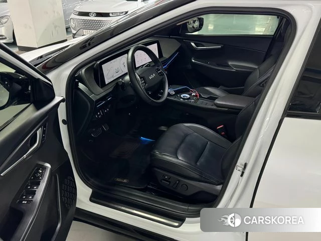 Kia EV6 2023 Белый из Кореи, фото 5
