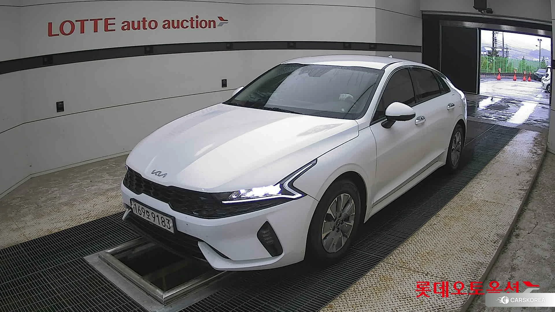 Kia K5 Hybrid 2023 Snow White Pearl (optional) из Кореи, фото 5