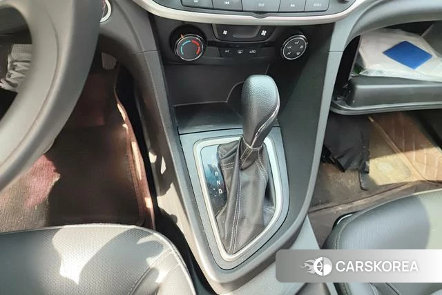 Buick Yinglang 2021 Белый из Китая, фото 5