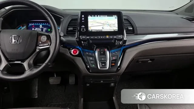 Honda Odyssey 2021 Белый из Кореи, фото 5