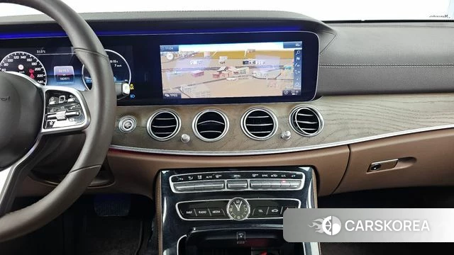 Mercedes-Benz E-Class W213 2019 Белый из Кореи, фото 5