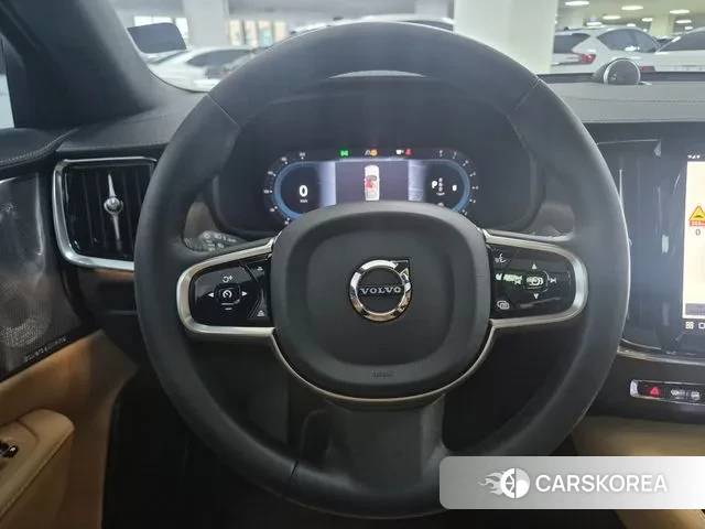 Volvo S90 2025 Белый из Кореи, фото 5