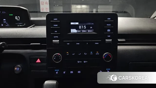 Hyundai Staria 2024 Белый из Кореи, фото 5