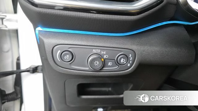Chevrolet (GM Daewoo) Trailblazer 2021 Белый из Кореи, фото 5