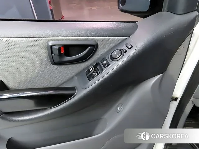 Hyundai The New Grand Starex 2018 Белый из Кореи, фото 5