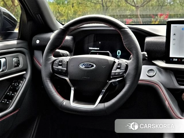 Ford Explorer 6th Generation 2025 Серый из Кореи, фото 5
