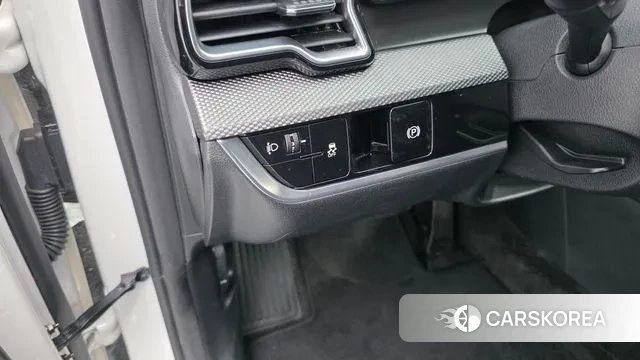 Kia Sportage 5th Generation 2022 Белый из Кореи, фото 5