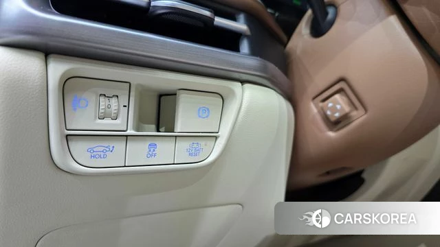 Hyundai Grandeur Hybrid (GN7) 2023 Белый из Кореи, фото 5