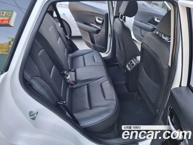 Kia The New Niro 2021 Белый из Кореи, фото 5