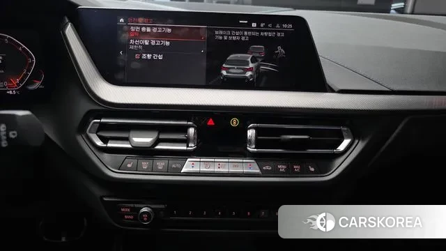 BMW 1 Series (F40) 2024 Серебристо-серый из Кореи, фото 5