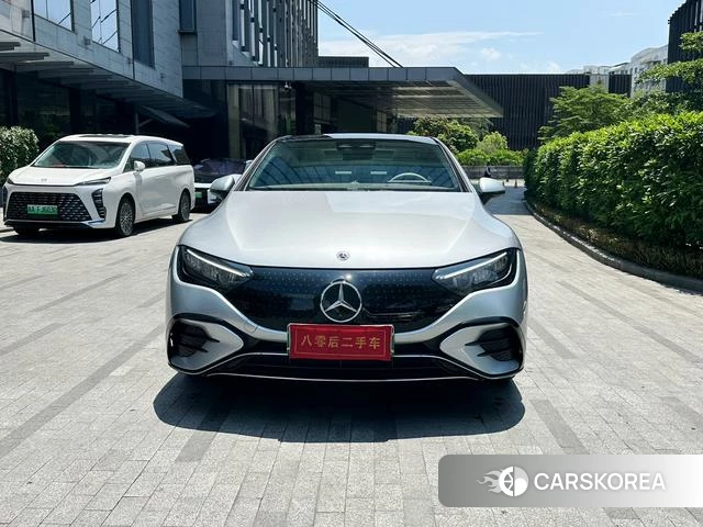 Mercedes-Benz EQE 2025 Серебристо-серый из Китая, фото 5