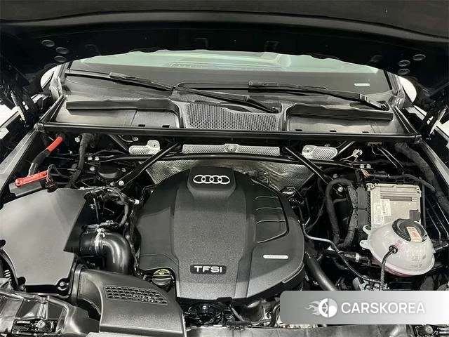 Audi Q5L 2022 Черный из Китая, фото 5