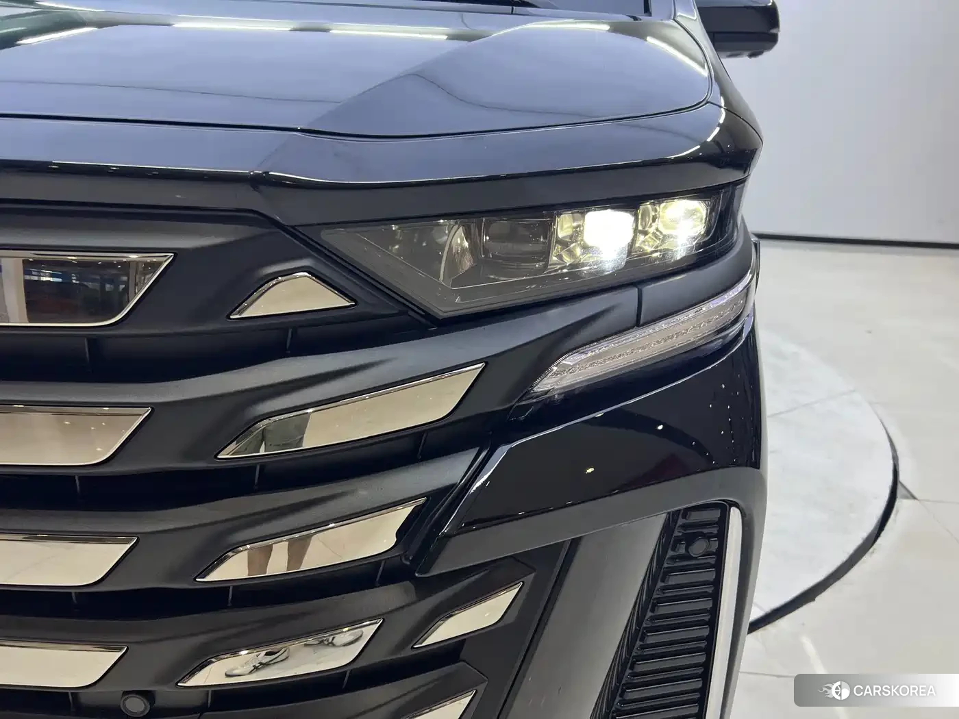 Toyota Vellfire 2025 Черный из Китая, фото 5