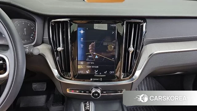 Volvo S60 3rd generation 2020 Белый из Кореи, фото 5