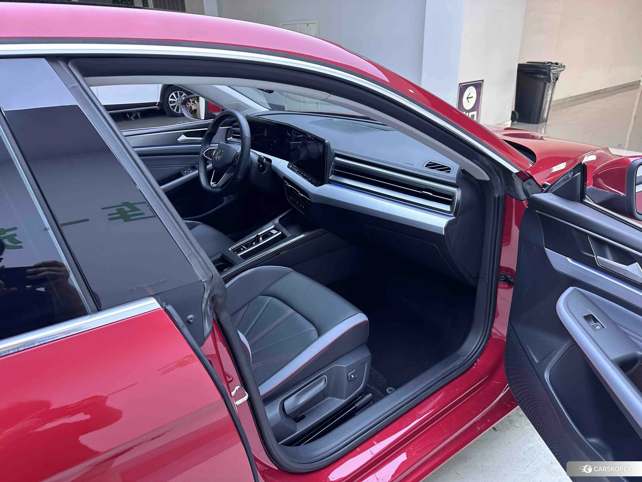 Volkswagen Lingdu 2022 Красный из Китая, фото 5