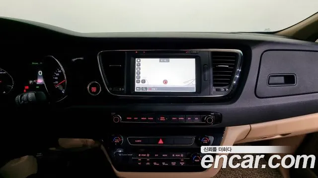Kia All New Carnival 2018 Черный из Кореи, фото 5