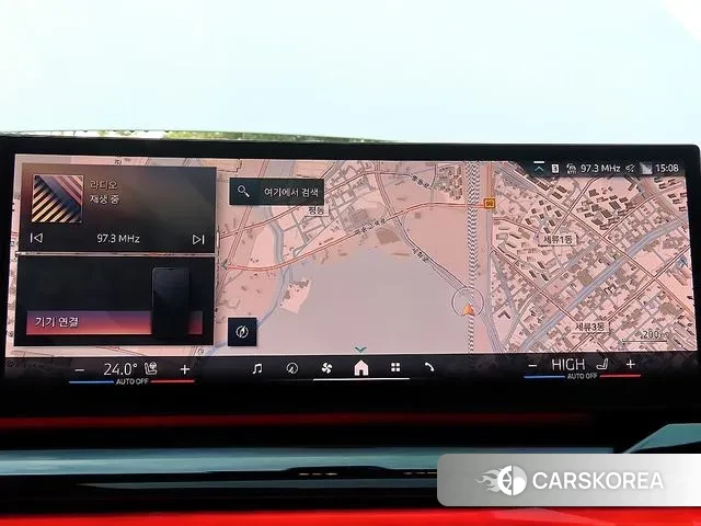 BMW 5 Series (G60) 2025 Белый из Кореи, фото 5