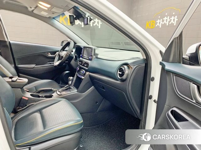 Hyundai Kona 2018 Белый из Кореи, фото 5