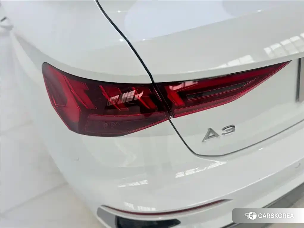 Audi A3 2023 Белый из Китая, фото 5