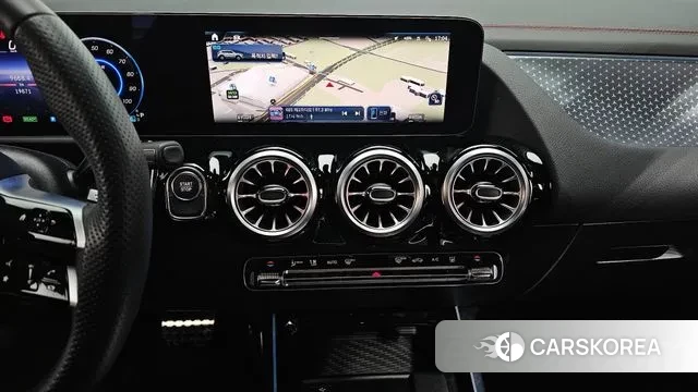 Mercedes-Benz EQA H243 2024 Белый из Кореи, фото 5