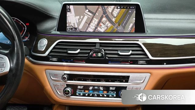 BMW 7 Series (G11) 2019 Белый из Кореи, фото 5