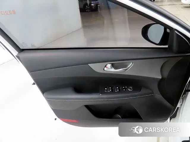 Kia Come New K3 2019 Белый из Кореи, фото 5