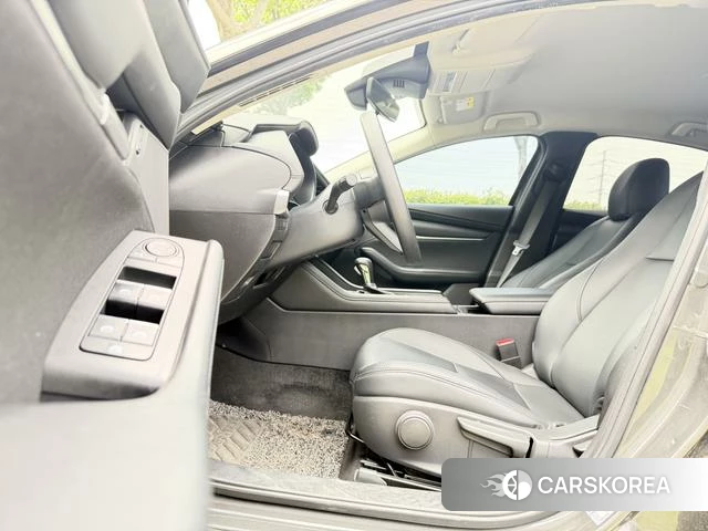 Mazda 3 Angkesaila 2021 Серебристо-серый из Китая, фото 5