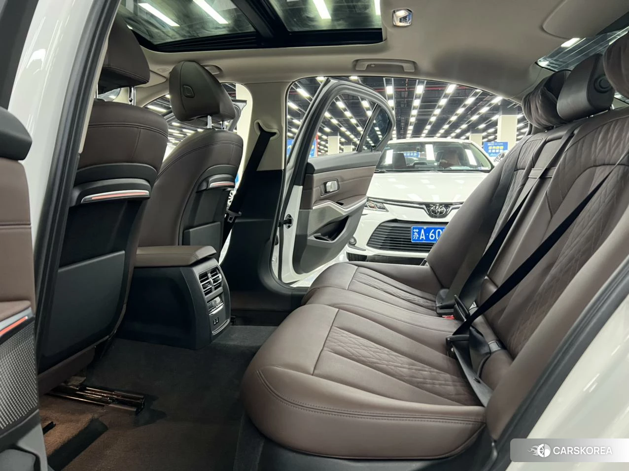 BMW 3 series 2021 Белый из Китая, фото 5