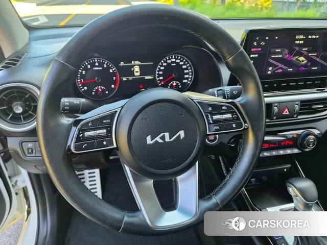 Kia The New K3 2nd generation 2024 Белый из Кореи, фото 5