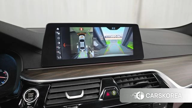 BMW 5 Series (G30) 2018 Белый из Кореи, фото 5