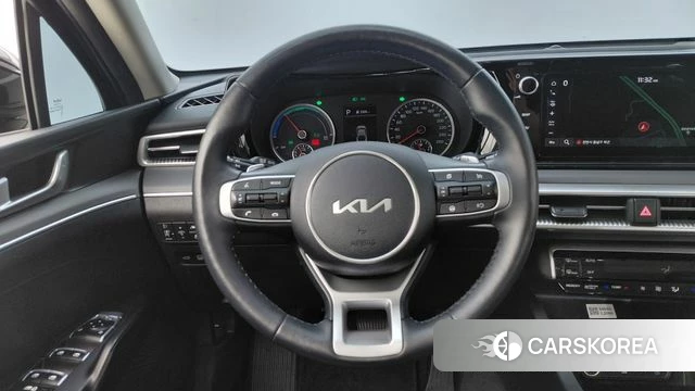 Kia K5 Hybrid 3rd Generation 2023 Черный из Кореи, фото 5
