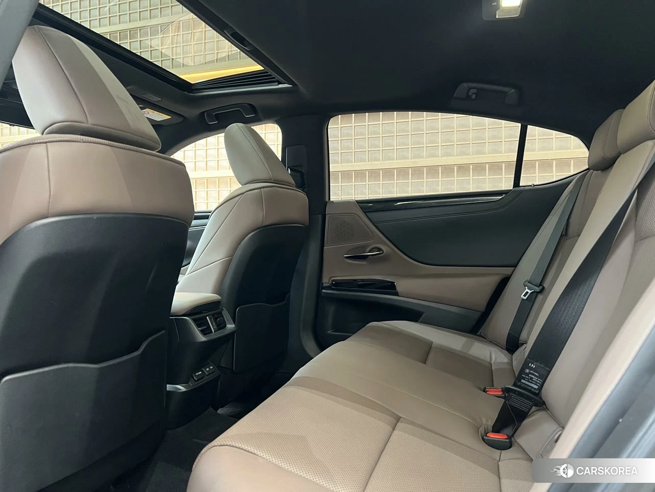 Lexus ES 2021 Серебристо-серый из Китая, фото 5
