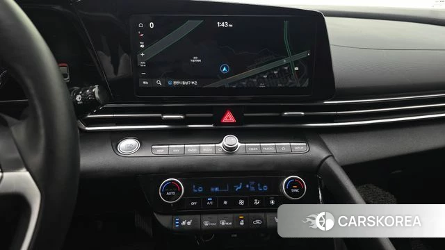 Hyundai Avante Hybrid (CN7) 2022 Белый из Кореи, фото 5